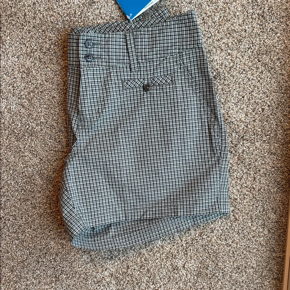 NWT Columbia Copper Ridge Plaid Outdoor Shorts - Size 8